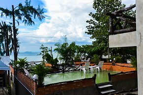 Baan Tubkaek Hotel
