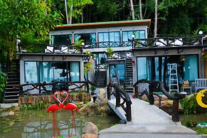 Baan Tubkaek Hotel