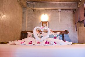 Baan Tubkaek Hotel