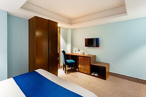 Hotel The Capital