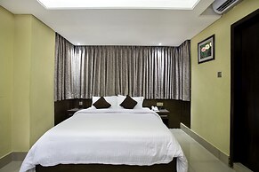 Hotel The Capital
