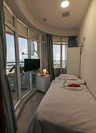 Marina Crown Tower