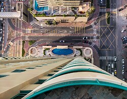 Marina Crown Tower