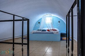 Aeolis Santorini
