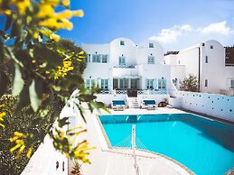 Aeolis Santorini