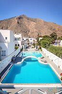 Aeolis Santorini