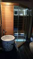 Two Chic Guesthouse