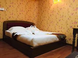 C & Y Hotel