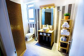 Emerald Suite