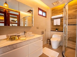 Sunlight Eco Tourism Island Resort