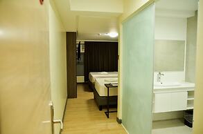 Travelite Hotel Legarda