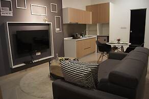 Twin Galaxy Suites