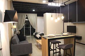 Twin Galaxy Suites