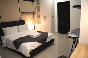 Twin Galaxy Suites