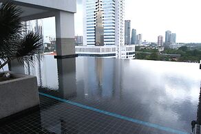 Twin Galaxy Suites