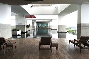 Twin Galaxy Suites