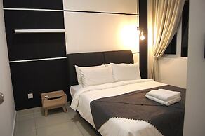 Twin Galaxy Suites