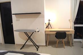 Twin Galaxy Suites