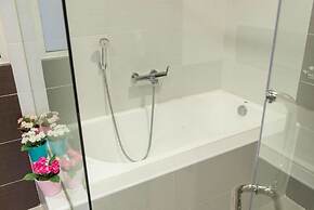 Encorp Marina Suites
