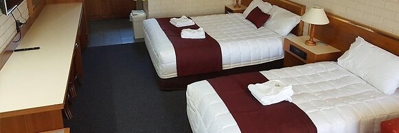 Tabourie Lake Motel