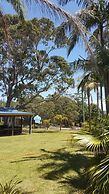Tabourie Lake Motel