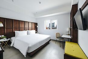 Kampi Hotel Tunjungan – Surabaya