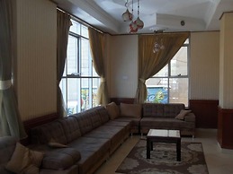 Crown Jakiba Hotel