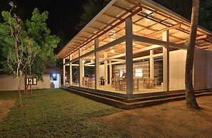 Arugambay PodBay
