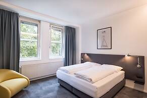 Airbase Hotel