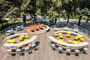 Airbase Hotel