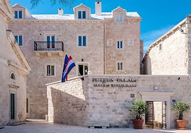 Puteus Palace Brac