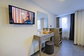 The Queen Hotel