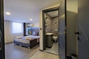 The Queen Hotel