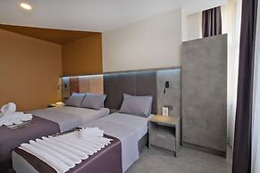 The Queen Hotel