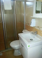 Gunes Pension