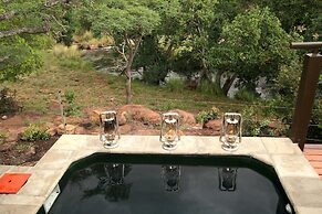 Inzalo Safari Lodge