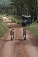 Inzalo Safari Lodge