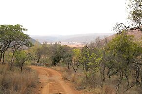 Inzalo Safari Lodge
