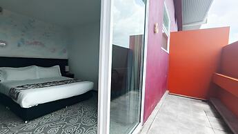 Natol Hotel