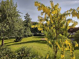 University Hotel