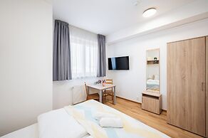 University Hotel