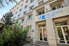 University Hotel