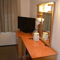 Harbor Plaza Hotel