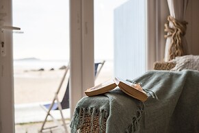 Lusty Glaze Beach Accommodation