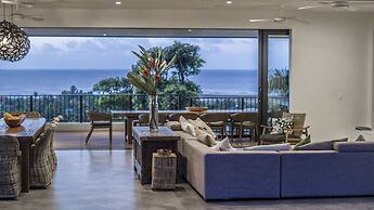 Nikao Luxury Villa