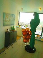Fully Equipped Sunny Apartment