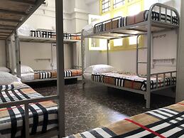 OSS Backpackers Hostel