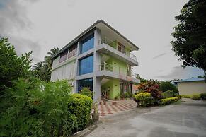Hotel Neha Palace