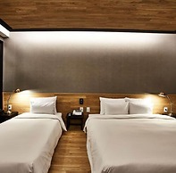 Hotel Wanted