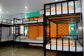 Home Base Hostel - Adults Only